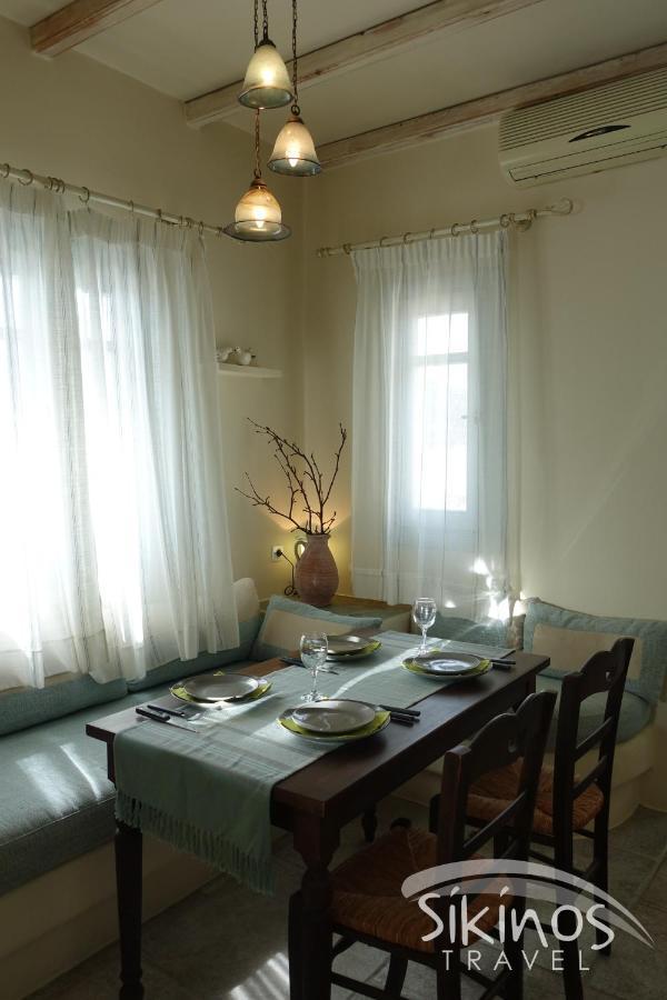 Traditional Apartment In Kastro Síkinos Eksteriør billede